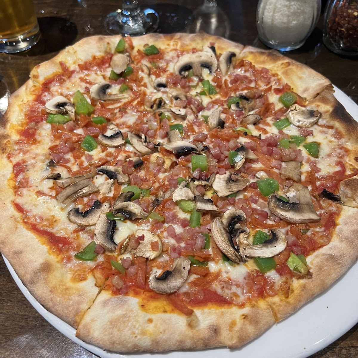 Armando's Pizza - Riverside Dr E-9